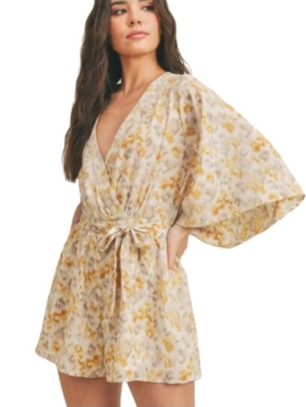 Sadie & Sage Girl From Ipanema Romper XS Ivory Gold Floral Kimono Sleeve